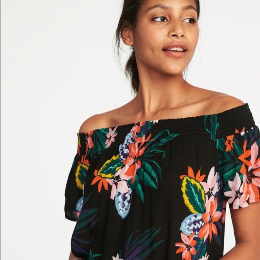 Old navy floral off the shoulder top